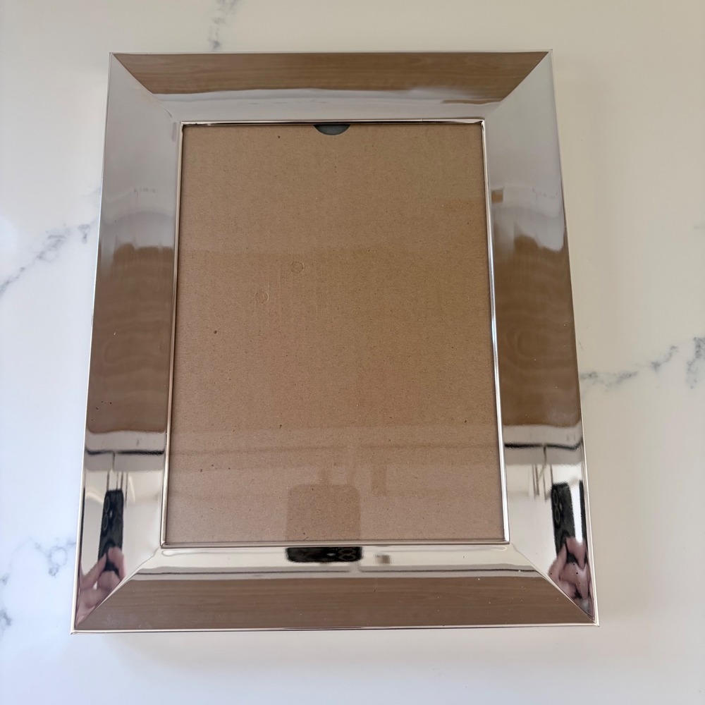 Towle Silversmiths Silver Plated 8x10 Beveled Picture Frame Tabletop Decor